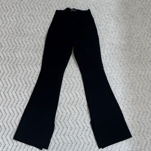 Women’s Aritizia Ten By Babaton Black Paramount Pull On Bootcut Pants